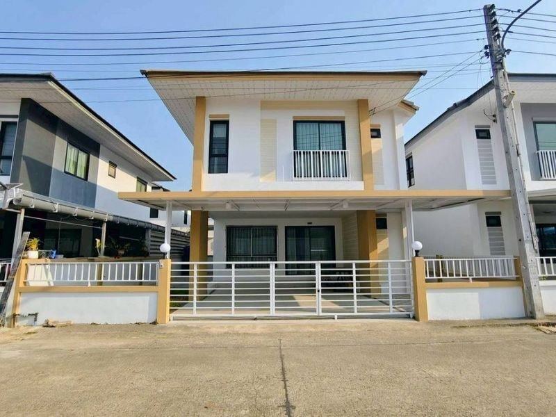 ขายบ้านแฝดสไตล์บ้านเดี่ยว The Perfect Hill บางแสน พร้อมอยู่ ฟรีโอน TP-H2017