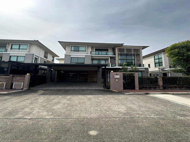 ขายบ้านเดี่ยว 3 ชั้น โครงการภัสสร สรงประภา – ดอนเมือง ทำเลศักยภาพ ใกล้สนามบินดอนเมือง และ รร.นานาชาติ Harrow