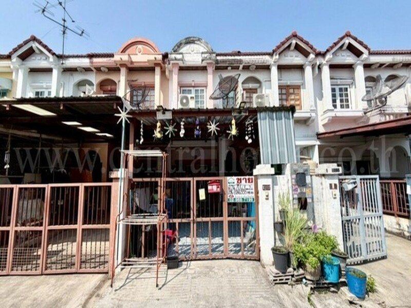 ลดราคาด่วน ทาวน์เฮ้าส์ นันทนา การ์เด้นท์ 2 ท่าอิฐ ทำเลดี ราคาถูก