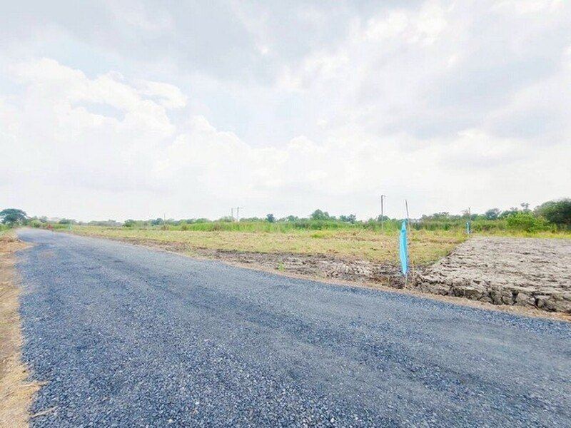ที่ดิน - 100 ตรว. 490000 BAHT. GOOD! ถนนกว้าง ใกล้ถนนคอนกรีต ถูกมาก