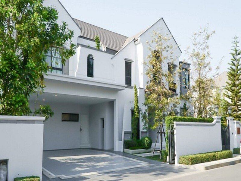 LV53522 ให้เช่า บ้านเดี่ยว นันทวัน พระราม 9 – กรุงเทพกรีฑาตัดใหม่ บ้านสไตล์ฝรั่งเศสผสมผสานใกล้โรงเรียนนานาชาติชั้นนำ