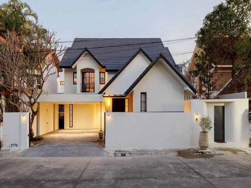 ขาย 14.5 ล้าน #พฤกษาทอง #สันผีเสื้อ Luxury Modern English Style ดีไซน์หรูหราเหนือระดับ เดินทางสะดวก (ราคาพิเศษเฉพาะเดือน พ.ค. 69 เท่านั้น)