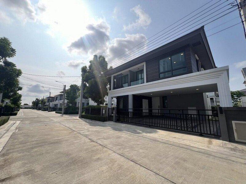 P3308 ให้เช่าบ้านเดี่ยว 2 ชั้น แกรนด์บริทาเนีย บางนา กม.12 Grand Britania Bangna KM.12