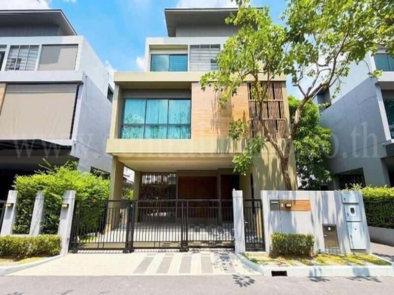 ลดราคา บ้านเดี่ยว 3 ชั้น หลังกลาง หน้าบ้านไม่ชนใคร Grand Bangkok Boulevard ราชพฤกษ์-พระราม 5