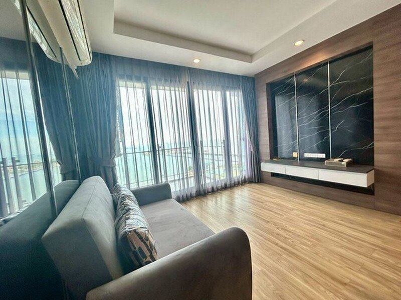 ให้เช่าลัดดาพลัส คอนโด ศรีราชา ห้องสวย ตกแต่งครบ พร้อมเข้าอยู่ FP-C02023