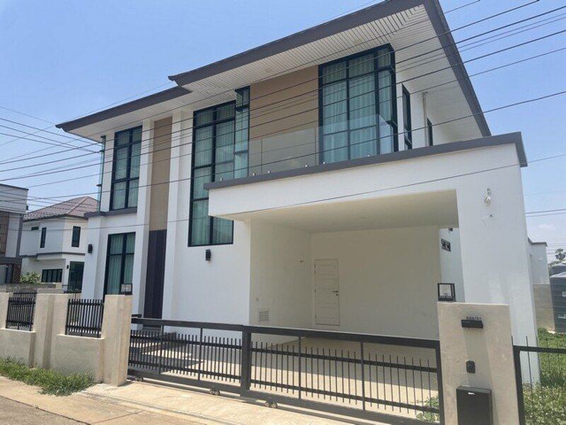 ขายบ้าน IRIS NEW SERIES ราคาเพียง 6.5 ล้าน อ.เมือง จ.ขอนแก่น พื้นที่ใช้สอย 230 ตร.ม.