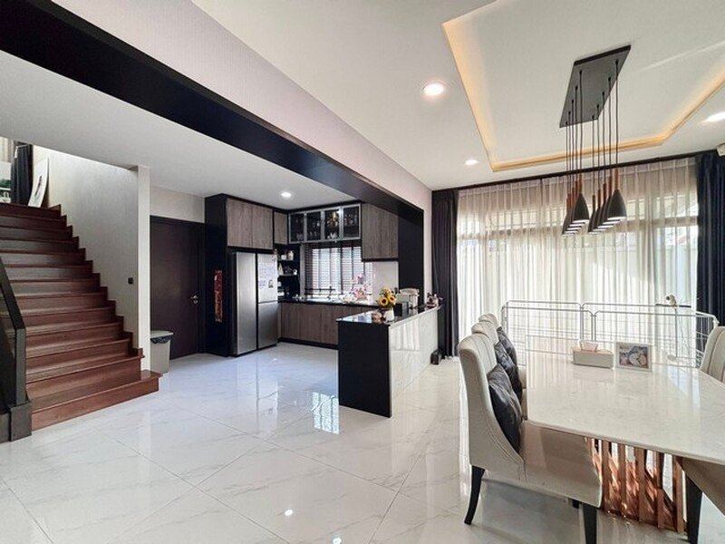 P3379 ให้เช่า บ้านเดี่ยว หมู่บ้านเพอร์เฟค มาสเตอร์พีซ สุขุมวิท 77 ซอยลาดกระบัง 20/3 ตกแต่งสวยพร้อมเข้าอยู่
