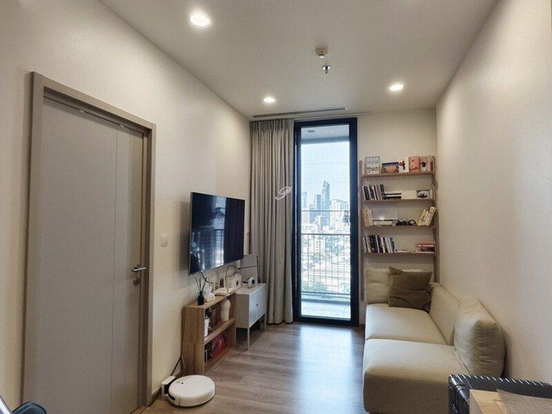 Oka Haus สุขุมวิท 36 ชั้น 16 ทิศเหนือ วิวโล่ง เฟอร์ครบ พร้อมอยู่ ราคาถูกมาก