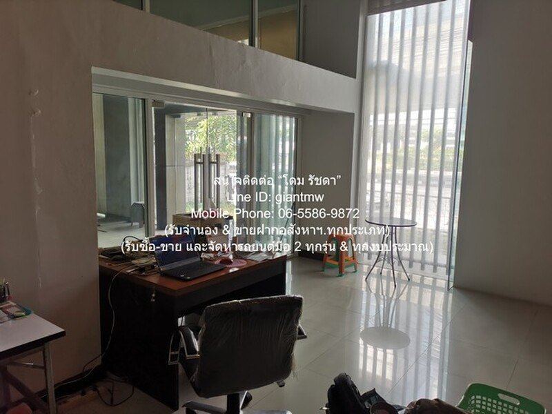 ID :  DSL-738.2 ประกาศขาย OFFICE ให้เช่าอาคารสำนักงาน 4.5 ชั้น ติดถนนรัชดาภิเษก 102 ตร.ว. 2,580 ตร.ม. และจอดรถได้ 8-9 คัน 1 BR 15 ห้องน้ำ ขนาด = 102 ตาราง.วา 180000000 B. ใกล้ MRT รัชดาภิเษก ^^