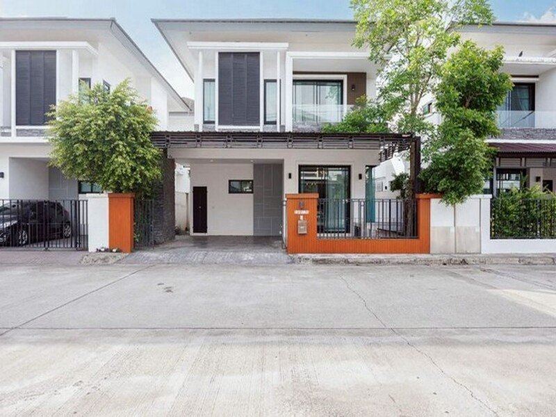 บ้านเดี่ยว 2 ชั้น เฟอร์นิเจอร์ครบ บรรยากาศอบอุ่น ป่าตัน