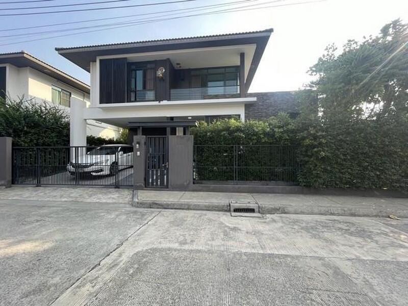 HS 1929 ขายบ้านเดี่ยว2ชั้นห้องมุม 62.60 ตร.ว. มัณฑนาศรีนครินทร์ บางนา ย่านสมุทรปราการบางนาวัดหนามแดง ใกล้MRTศรีด่าน