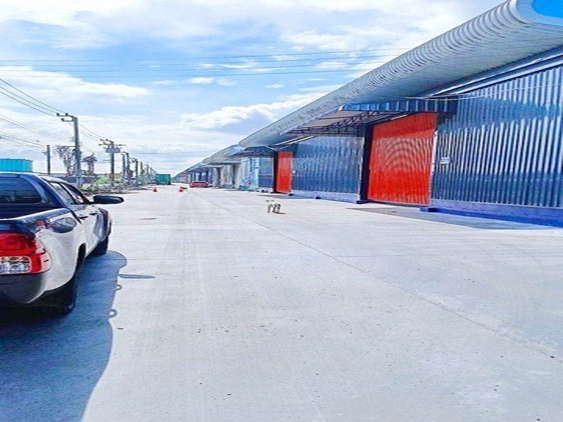 ร่มเกล้า พัฒนาชนบท3 โกดังรีโนเวทใหม่ ขนาด 200-250ตร.ม. วงแหวน Motorway สนามบินสุวรรณภูมิ ร่