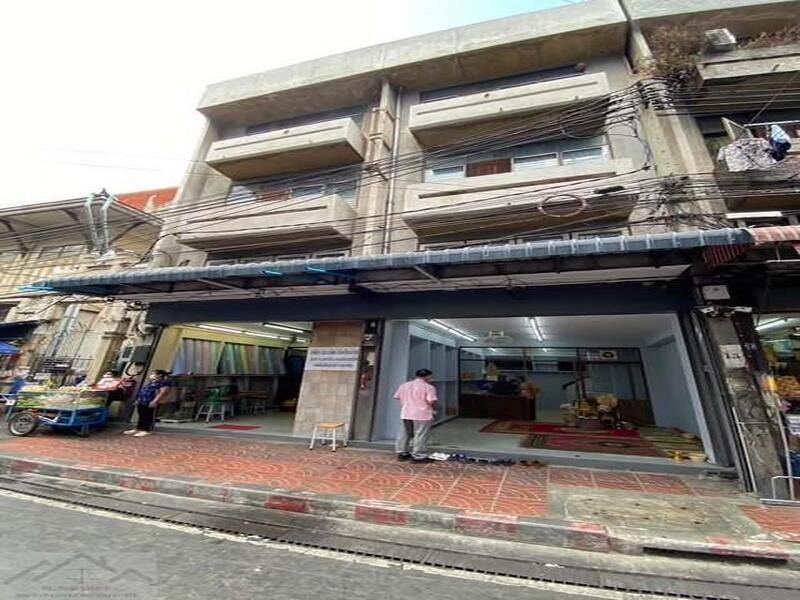 HR 9895 ให้เช่าตึก 5 ชั้นรวมดาดฟ้า 160 ตรม. พร้อมลิฟท์ ย่านเยาวราช ทรงวาด เยาวราช ซอย 25 ตึกมีปรับปรุงแล้ว ติดวัดจักรวรรดิ์