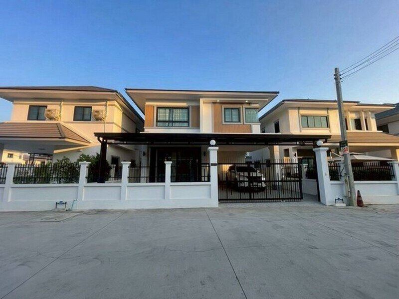 บ้านเดี่ยวหลังใหญ่ 2 ชั้น เฟอร์นิเจอร์ครบ น้ำไม่ท่วม หนองหอย