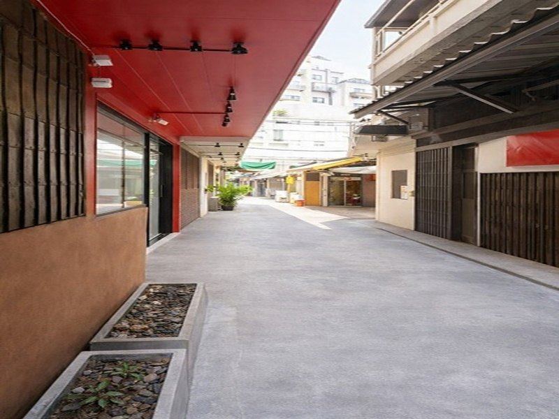 MRT วัดมังกร 200 ม. Shophouse ให้เช่า 1 น้ำ 1 ครัว 42 ตร.ม.ทำเลไชน่าทาวน์ เยาวราช เหมาะสำหรับร้านค้า คาเฟ่ หรือธุรกิจ แหล่งท่องเที่ยว