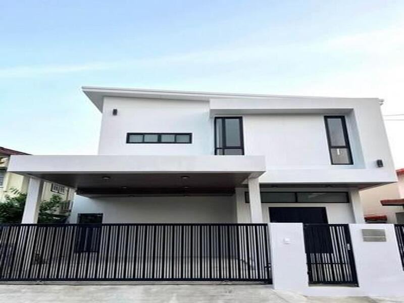 HS 1932 ขายบ้านเดี่ยว 2 ชั้นสร้างใหม่ 50 ตรว. 4 ห้องนอน โครงการบางนาวิลล่า บางนาตราด ซอย 39