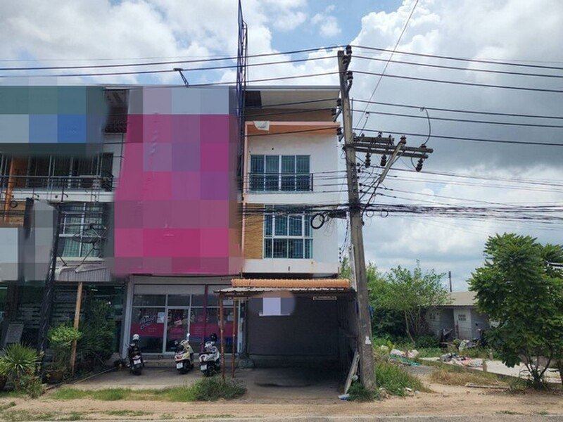 ขายอาคารพาณิชย์         ถนนปลวกแดง-ห้วยปราบ ระยอง