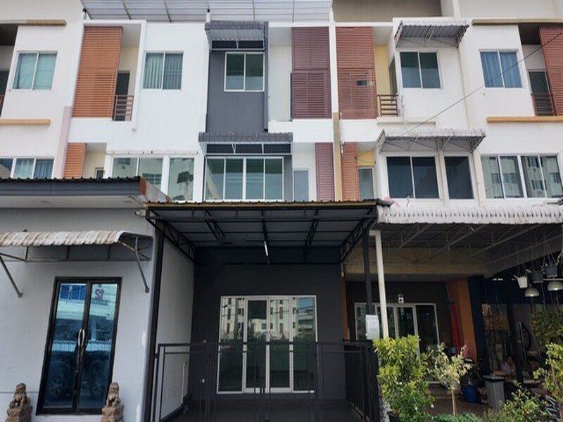 ขายอาคารพาณิชย์ 3 ชั้น 2 คูหา ถนนสมเด็จเจ้าพระยา เขตคลองสาน กรุงเทพฯ