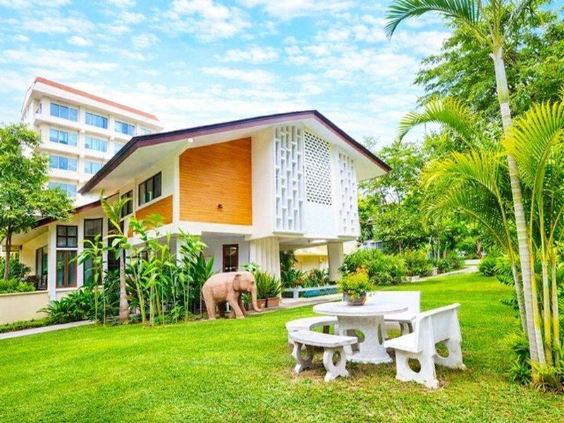 ราชครู Produciton house Office ใกล้ BTSอารีย์ 750 ม. คฤหาสน์ขนาดใหญ่มาก 12 นอน 500 ตร.ม.  5 น้ำ 84,998B-M. 1ไร่ 200ตรว.  500 ตร.ม.