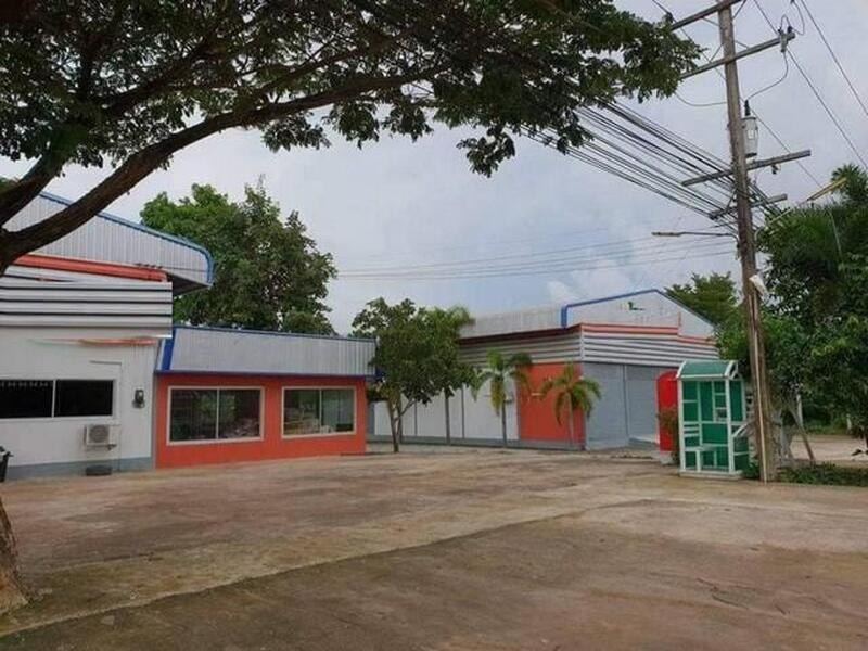 BR 1830 ให้เช่าโกดัง 320 และ 400 ตร.ม. บางเสร่ สัตหีบ ติดถนนใหญ่ ติดถนนเข้าออกสะดวก เหมาะทำขนส่ง ศูนย์กระจายสินค้า