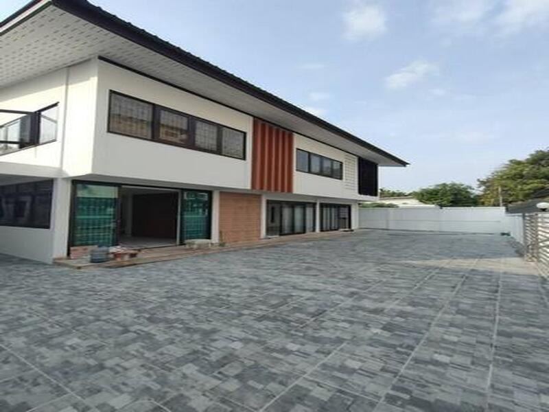 HR 9924 ให้เช่าบ้านเดี่ยว2ชั้น 92 ตร.ว.ย่านโชคชัย4 ลาดพร้าววังหิน เสนานิคมใกล้เลียบด่วน เหมาะอยู่อาศัยและทำโฮมออฟฟิศ