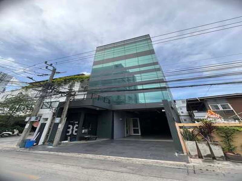 Rare Residential Building for Rent  with Lift Access Prime Thonglor 23 Location