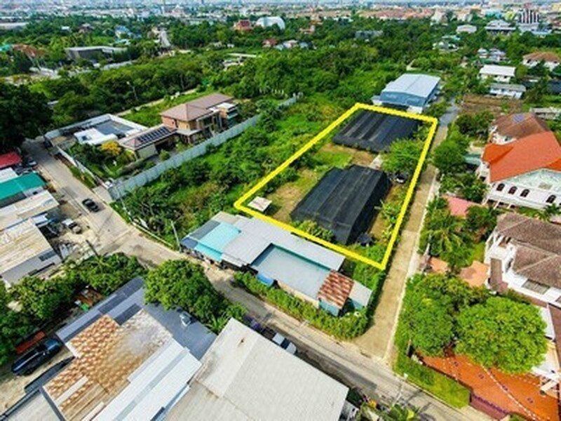 ขายที่ดินเปล่า 1 ไร่ 2 งาน 86.7 ตรว.(686.7 ตรว)  ในซอย บางขนุน5 นนทบุรี ใกล้ถนนราชพฤกษ์ และ วงเวียนพระราม5