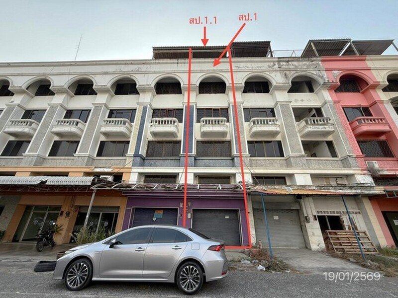 ขายอาคารพาณิชย์ 4 ชั้น  ชั้นลอยและดาดฟ้า ศรีราชา จังหวัดชลบุรี