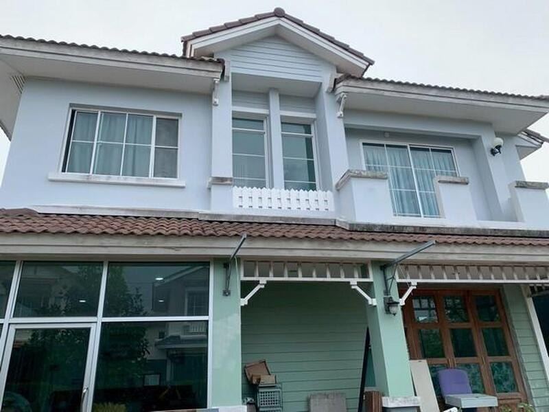 HR 9983 ให้เช่าบ้านเดี่ยวหลังใหญ่ หมู่บ้านชลดาซอยวัดลาดปลาดุก บางบัวทอง นนทบุรี