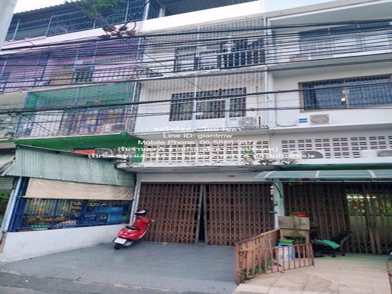 Townhouse ขายพร้อมผู้เช่า ทาวน์เฮ้าส์ 4 ชั้น (มีดาดฟ้า) ซ.อิสรภาพ (ใกล้วงเวียนใหญ่) 12.3 ตร.ว. 3 น 3 น้ำ ราคา 6.5 ล้านบาท  12 ตร.ว. 3 BEDROOM 3 ห้องน้ำ 6500000 BAHT. ทำเลเด่น เป็นทาวน์เอ้าส์ 4 ชั้น พร้อมอยู่ ที่ตั้งอยู่ในหมู่บ้านที่มีสภาพแวดล้อมที่ดี