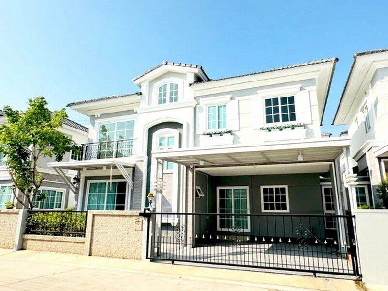 LV53496 ให้เช่า บ้าน โกลเด้น นีโอ สุขุมวิท-ลาซาล Golden Neo Sukhumvit-Lasalle บ้านหรูสไตล์อังกฤษ ใกล้ Central บางนา