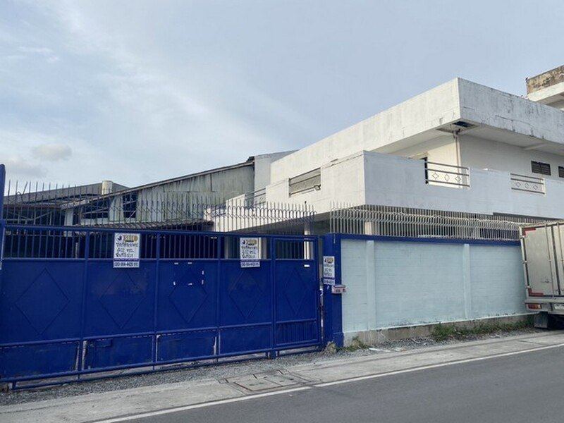 โรงงาน,โกดัง,โชว์รูม ในที่เดียวกัน บนที่ดินผังสีม่วง บางนา-ตราด กม.23