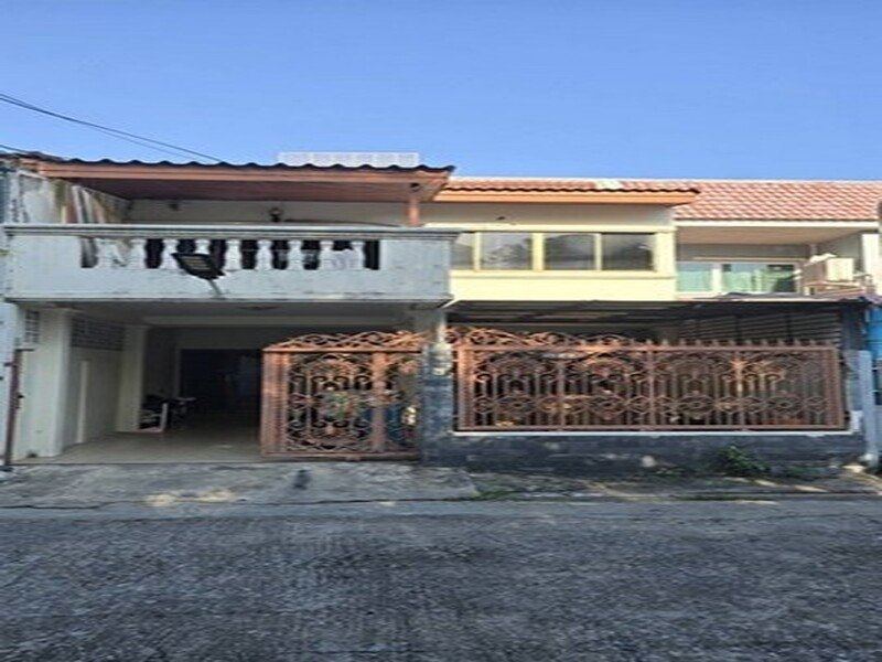157/3/2 SALE ขาย Townhome -   4500000 THAI BAHT 3 ห้องนอน 2 Bathroom 27 ตร.วา คุ้มค่าคุ้มราคา