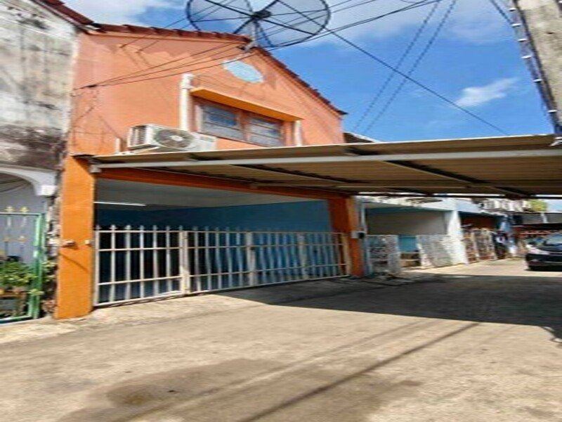 ขายทาวน์เฮ้าส์ 2 ชั้น สภาพดีพร้อมอยู่ พหลโยธิน 58 (แยก 38) - สายไหม ชุมชนซอยเอนเน็กซ์ ทำเลเด่น เดินทางสะดวกสบาย