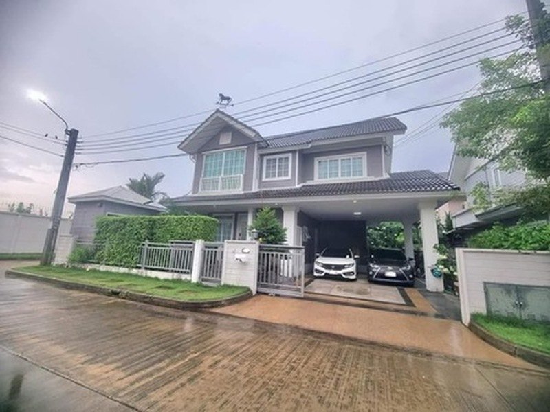 ขาย หมู่บ้านบุราสิริ ปัญญารามอินทรา ถนนเลียบคลองสอง หลังมุม โทร 095-164-2956 gg