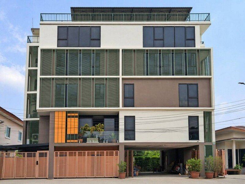 อาคารสำนักงาน 5 ชั้น พร้อมดาดฟ้า (สร้างเอง) ถนนคู้บอน ใกล้แฟชั่นไอส์แลนด์ คันนายาว  ดำเนินกิจการต่อได้ทันที ทำเลศักยภาพสูง ราคาพิเศษ