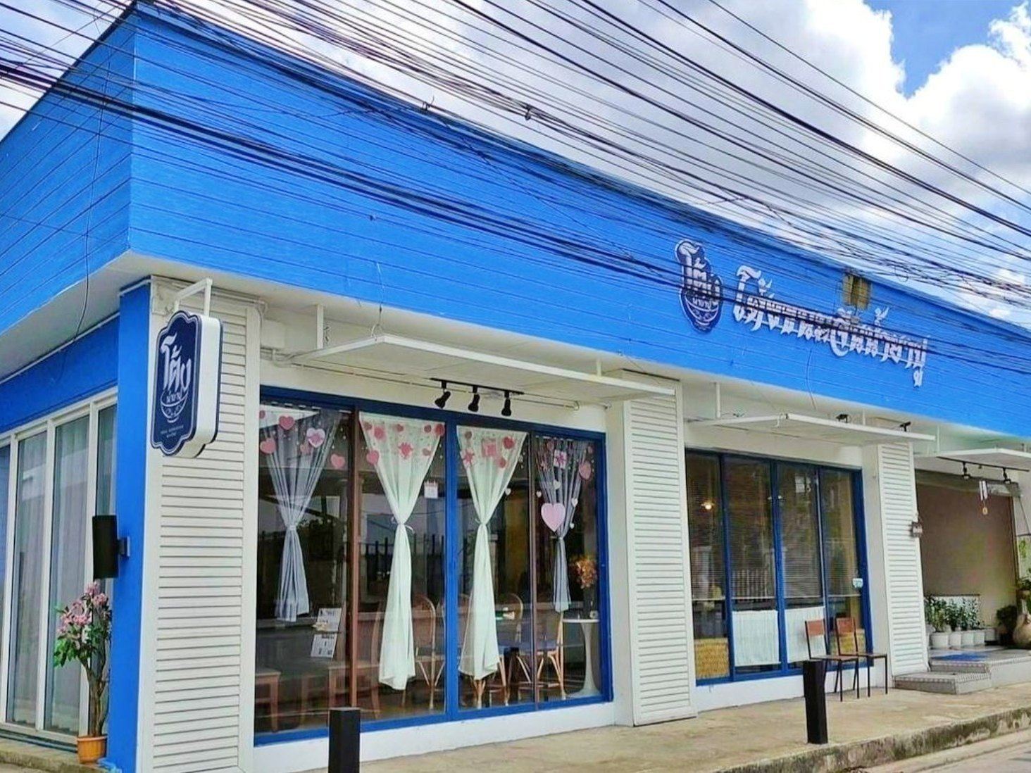 เซ้งด่วน ร้านอาหาร ลาดพร้าว 71  ตรงข้ามสำนักงานเขต ร้านอาหาร 3 ห้อง ที่จอดรถ เยอะมาก
