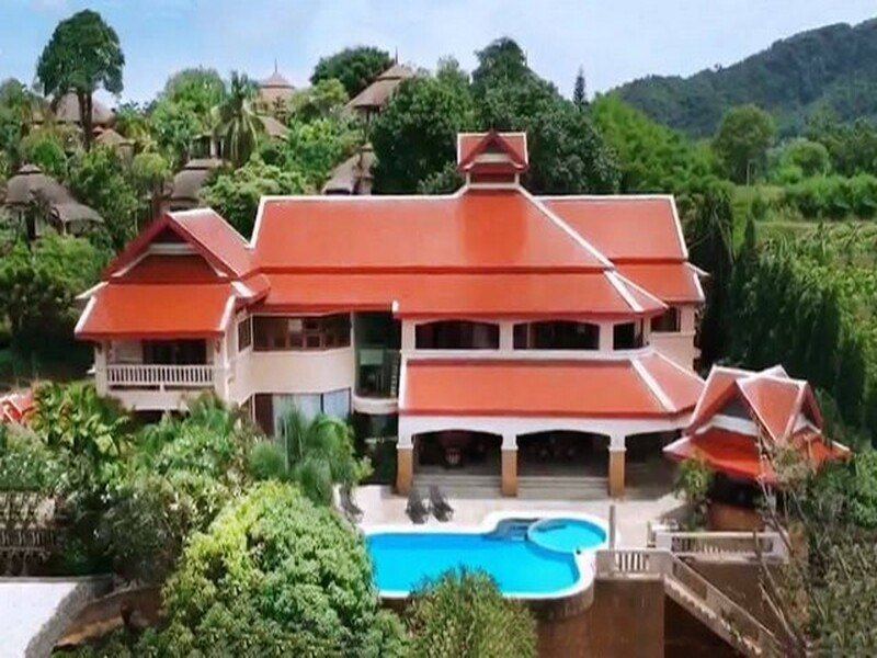 ขาย พูลวิลล่าภูเก็ต Pool Villa Phuket 1 ไร่ 86 ตรว.  ใกล้หาดราไวย์ เมืองภูเก็ต ราคาพิเศษ 35 ล้าน พร้อมอยู่
