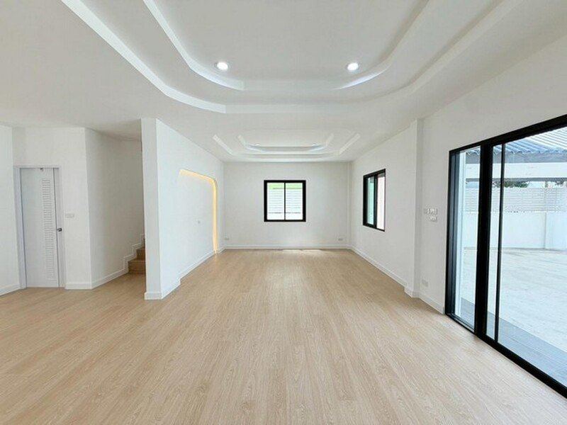 P3382 ขาย หมู่บ้าน กรุงทอง 4 บ้านเดี่ยว 2 ชั้น ขนาด 58 ตารางวา ถนนนวมินทร์ ซอยนวมินทร์ 111 รีโนเวทใหม่ พร้อมขาย