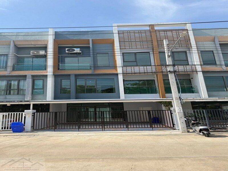 ให้เช่าทาวน์โฮม 3 ชั้น โครงการ เดอะ วิชั่น ลาดพร้าว-นวมินทร์ The Vision Ladprao-Nawamin ซอยนวมินทร์ 85