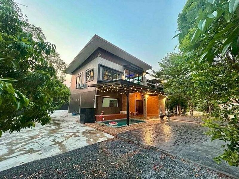ให้เช่า 70,000 บาท/เดือน #โซนหางดง ตรงข้าม #กาดฝรั่ง Pool Villa สไตล์ #Tropical Modern Loft เงียบสงบ เป็นส่วนตัว #น้ำไม่ท่วม