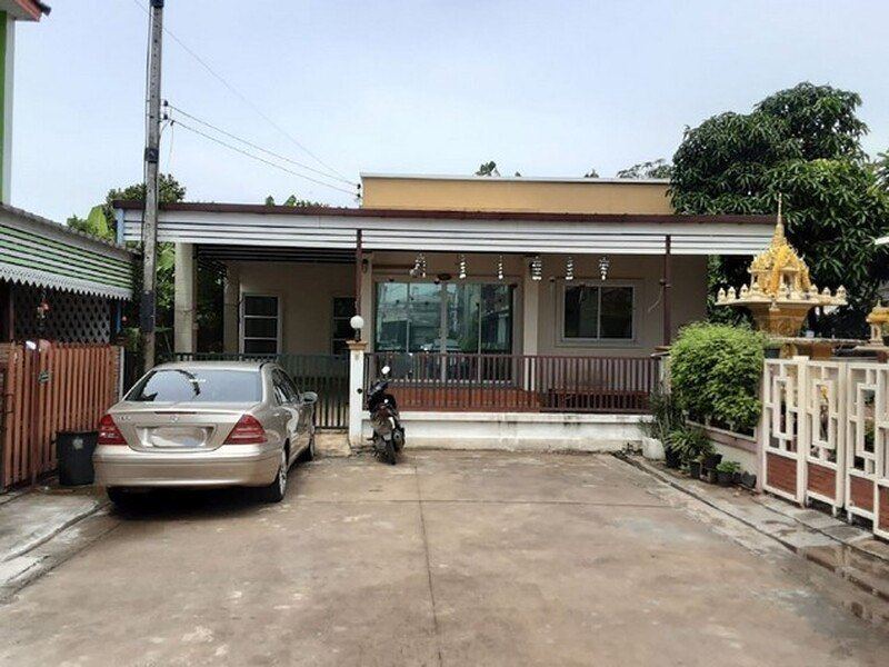 ขาย บ้านเดี่ยว อำเภอกระทุ่มแบน สมุทรสาคร ห่างจาก  ตลาดฟ้าใส 1.4 km.