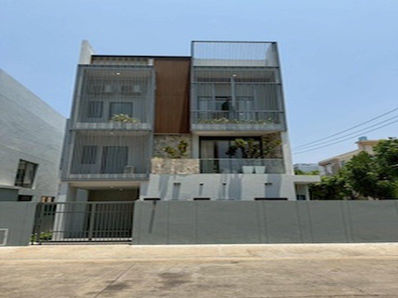 BS1044 ขายบ้านเดี่ยว PRECHA รามคำแหง กรุงเทพกรีฑา บ้านหรู 4 ห้องนอน ใกล้พระราม 9 และสนามบินสุวรรณภูมิ