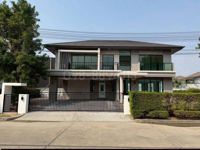 ขายบ้านเดี่ยว 2 ชั้น มบ.ณุศาศิริ ซิตี้ พระราม 2 เนื้อที่ 154.4 ตรว 3นอน 5น้ำ มีสระว่ายน้ำส่วนตัว หน้าบ้านทิศใต้