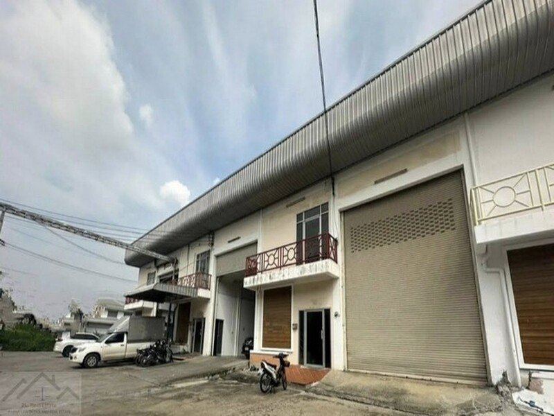 ให้เช่าโกดังพร้อมออฟฟิศ 600 ตร.ม. ซอยยิ่งเจริญ บางพลี สมุทรปราการ พื้นที่สีม่วง ขอ รง.4 ได้ ทำเลดี พร้อมใช้งาน