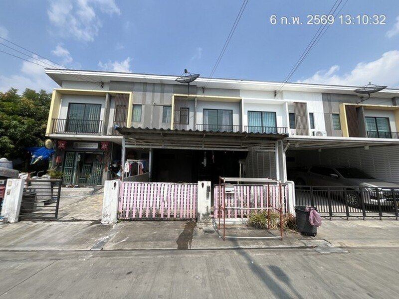 ขายทาวน์โฮม 2 ชั้น โครงการเดอะคอนเนค ใกล้ ประเวศ กรุงเทพ