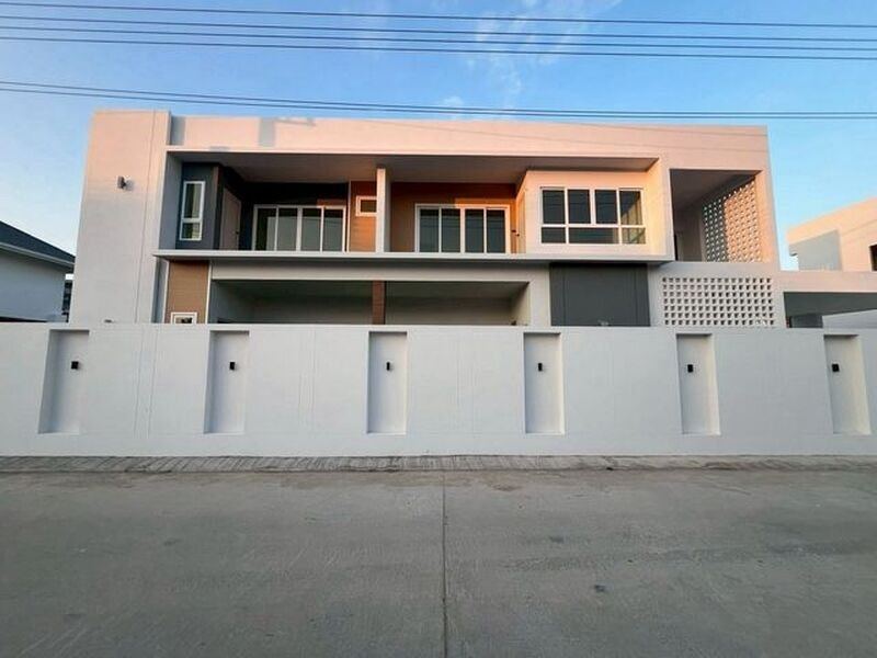 Luxury Pool Villa เพียง 10.9 ล้าน #หางดง บ้านหรู 2 ชั้น #สไตล์โมเดิร์น ฟังก์ชันครบ #โซนโรงเรียนนานาชาติ ใกล้เมืองเพียงไม่กี่นาที