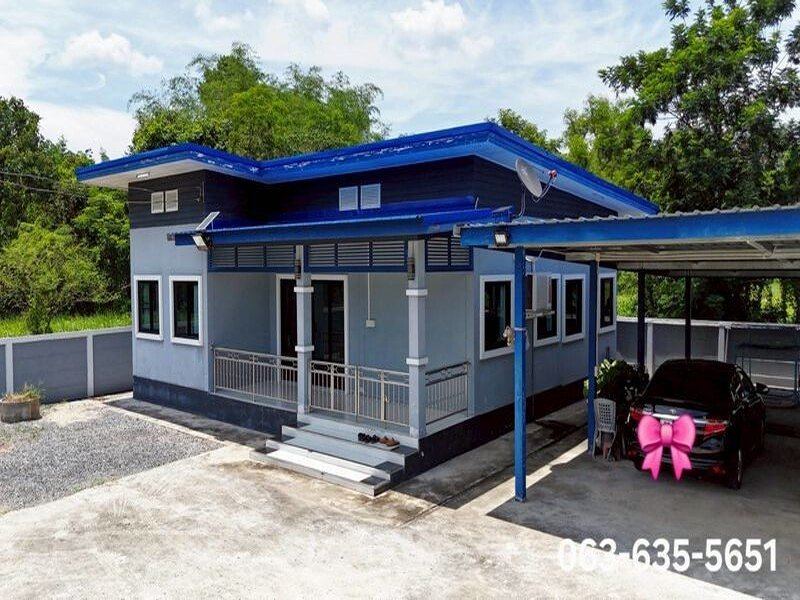 ขายบ้านเดี่ยวสไตล์โมเดิร์น ชั้นเดียว ต.ศรีนาวา อ.เมืองนครนายก ใกล้ตลาดนัดศรีนาวา บ้านใหม่สวยอยู่แหล่งชุมชนสั่งของจากเซเว่นมาส่งที่บ้านได้