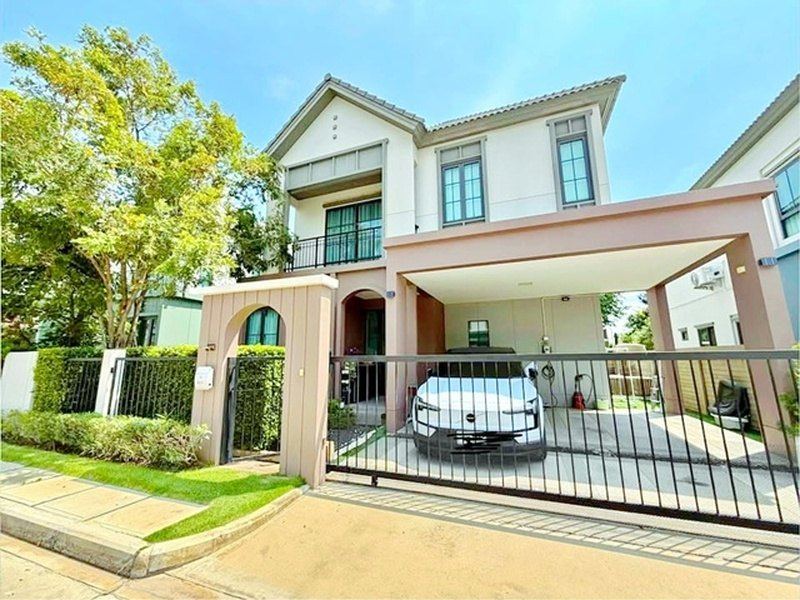 ราชพฤกษ์-345 โรบินสันไลฟ์สไตล์ ราชพฤกษ์ 1.05กม.  บ้านเดี่ยวสไตล์โมเดิร์น 4 นอน 4 น้ำ รพ.ปากเกร็ด 2 1.2 กม. 54 ตร.ว.200 ตร.ม. 5 แอร์