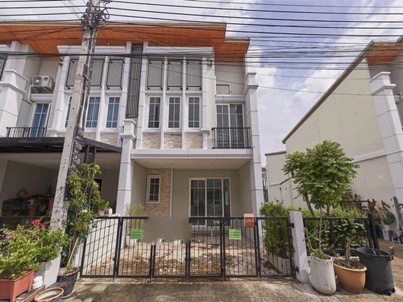 ขายทาวน์โฮม โกลเด้น ทาวน์ พหลโยธิน-สะพานใหม่ สายไหม  กรุงเทพ
